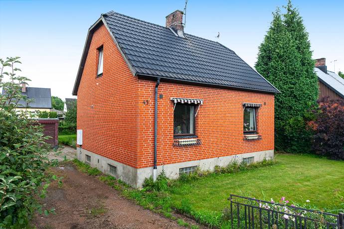 4 rum villa på Södra Storgatan 49 Bjuv centralt, Bjuvs kommun - bild 1