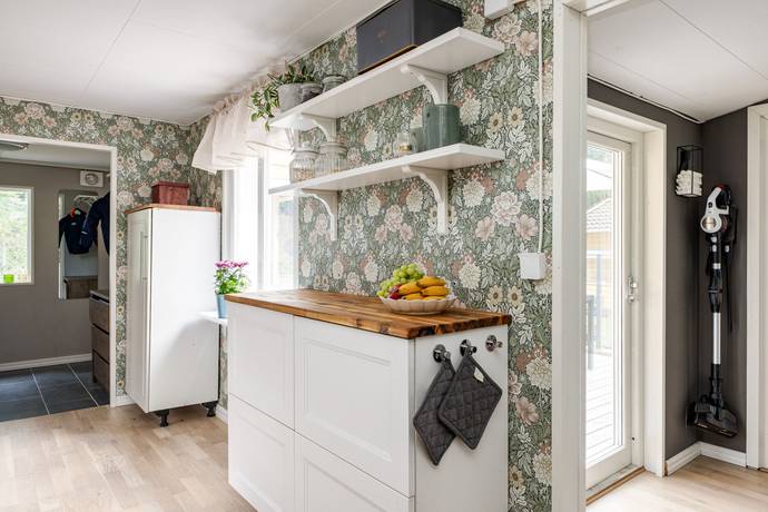 2 rum fritidshus på Henstavägen 21 Eskilstuna, Eskilstuna kommun - bild 4