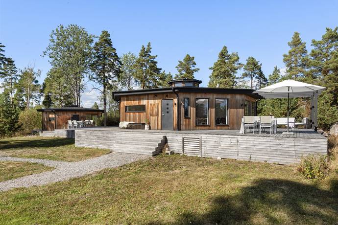 Södra bergsvägen 1, Timrarön, Österåkers kommun