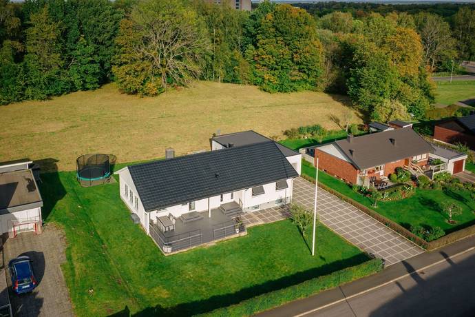 7 rum Villa på Månstensvägen 19 Ulveket Skövde kommun - bild 2