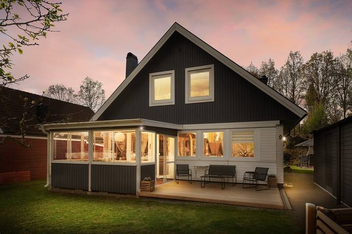 villa på Västervägen 9 Lindås, Emmaboda kommun - bild 1