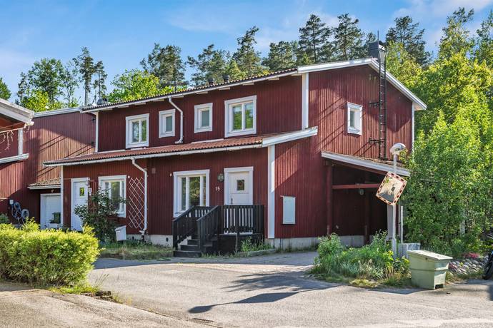 4 rum parhus på Mjärdvägen 15 Ösmo, Nynäshamns kommun - bild 1