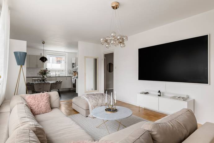 3 rum lägenhet på Härjedalsgatan 41 Vällingby Centrum, Stockholms kommun - bild 2