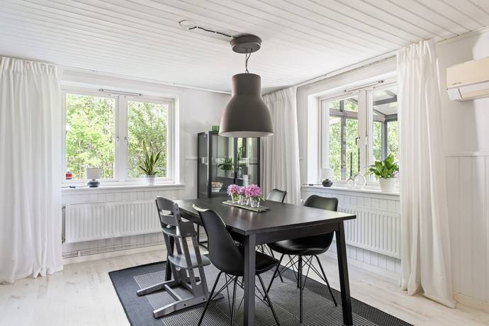 5 rum Villa på Tärby Rolandstorp   Grundby Eskilstuna kommun - bild 16