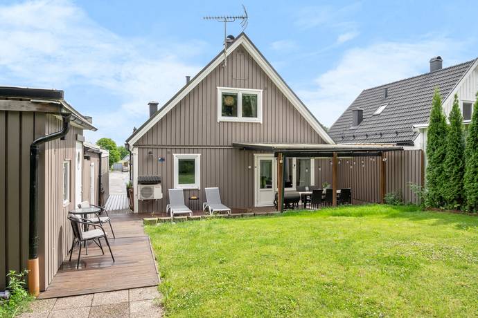 5 rum Villa på Vallmostigen 41 Centrala Järna Södertälje kommun - bild 2