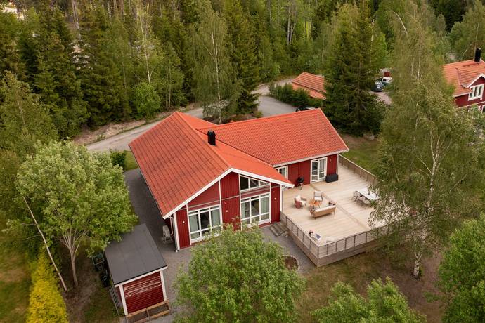 6 rum villa på Ledinge 518 Knivsta, Knivsta kommun - bild 2