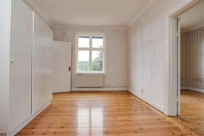 11 rum Villa på Klastorpsgatan 5A+B Kopparberg Ljusnarsbergs kommun - bild 41