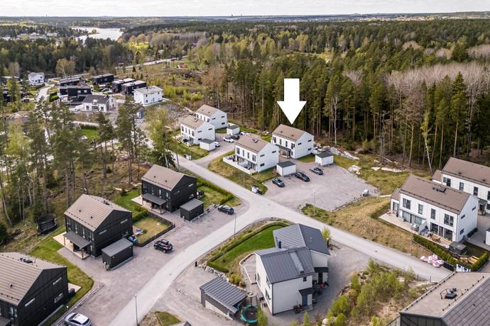 4 rum lägenhet på LÖTVÄGEN 33A Svinninge, Österåkers kommun - bild 4