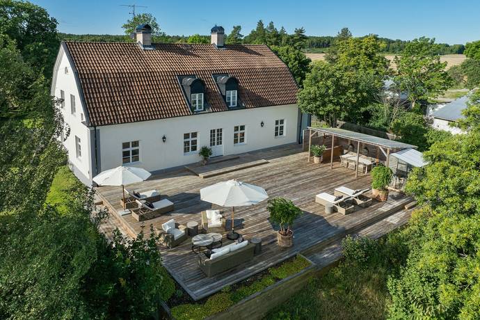 8 rum gård/skog på Frötuna Gård, Frötunavägen 1 Bro, Upplands-Bro kommun - bild 2