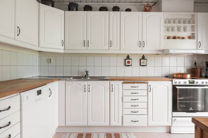 4 rum Villa på Granvägen 18 Hölö Södertälje kommun - bild 9