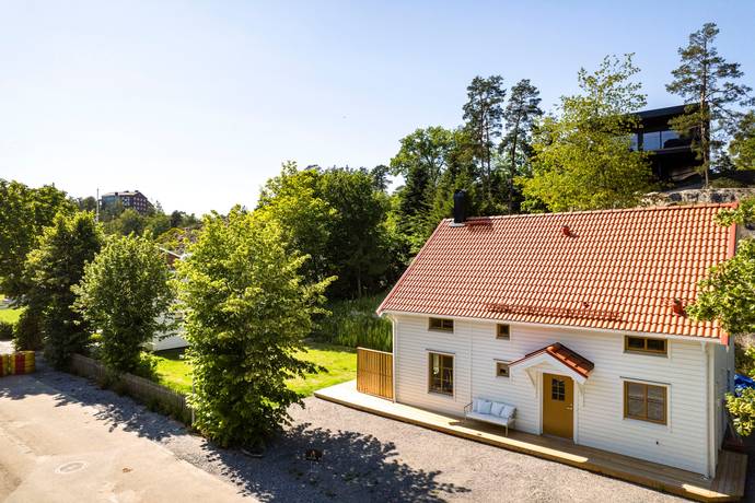 7 rum villa på Sandhamnsvägen 4 Centrala Nynäshamn, Nynäshamns kommun - bild 1
