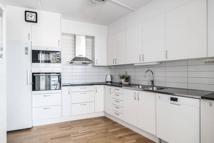 Vallagränd 18, Centrala Handen, Haninge kommun