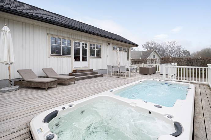 8 rum villa på Strandallén 45A Tyresö strand, Tyresö kommun - bild 2
