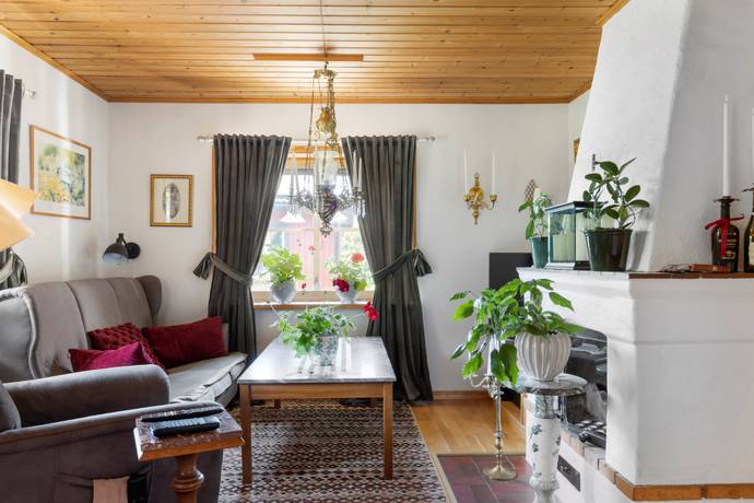 196 m² Villa på Fogdegårdsvägen 34 Varnhem Skara kommun - bild 11
