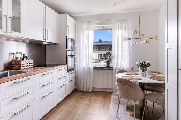 Hagavägen 8D, Östanås, Köpings kommun