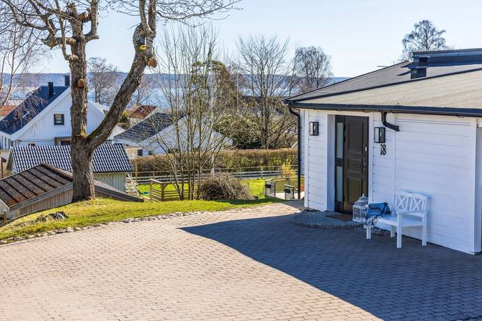 8 rum villa på Åsvägen 18 Fjordsidan - Åsen, Kungsbacka kommun - bild 4