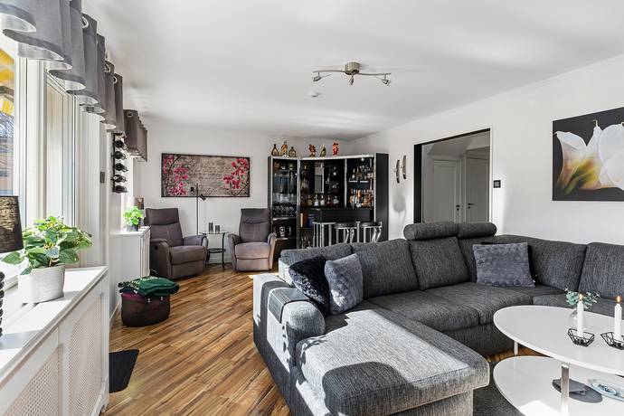 5 rum Radhus på Lantmätarvägen 68 Gamla Bro Upplands-Bro kommun - bild 11