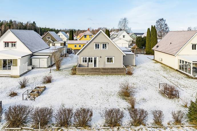 5 rum Villa på Malvavägen 19 Hälltorp  Hammarö kommun - bild 2