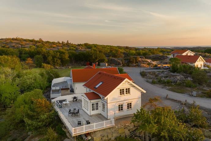 5 rum Vinterbonat fritidshus på Tegelstrand Hälldiberget 9 Tegelstrand / Hamburgsund Tanums kommun - bild 2