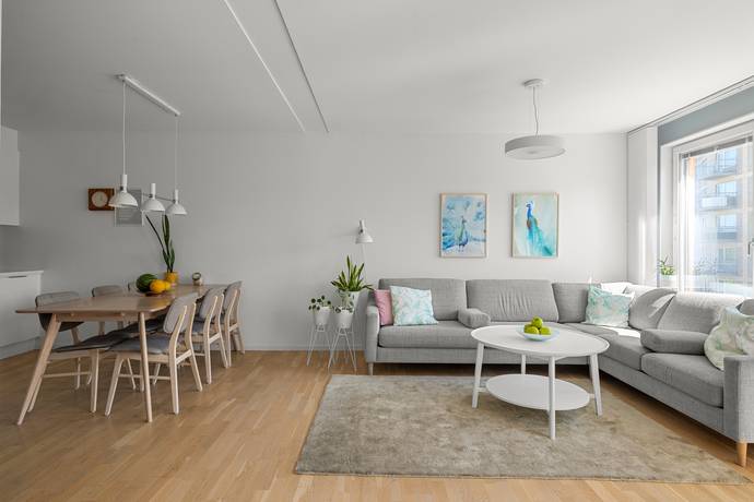 3 rum lägenhet på Bollmora gårdsväg 9 Centrala Tyresö, Tyresö kommun - bild 1