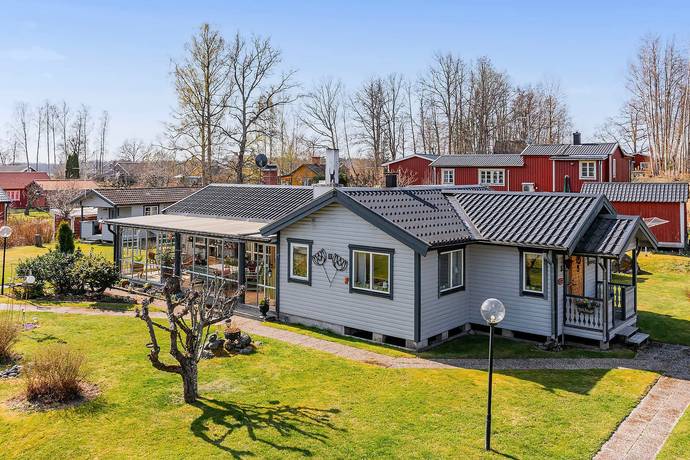4 rum Vinterbonat fritidshus på Näckrosvägen 15 Hulta Katrineholms kommun - bild 9