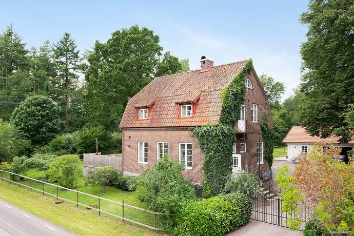 5 rum villa på Kollebäcksvägen 91 Munka-Ljungby, Ängelholms kommun - bild 1