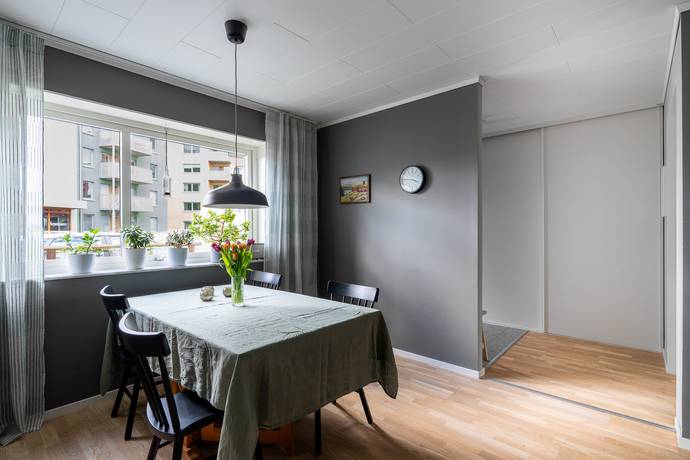 5 rum Par-/kedje-/radhus på Torpängsgatan 1B Ängby Knivsta kommun - bild 6