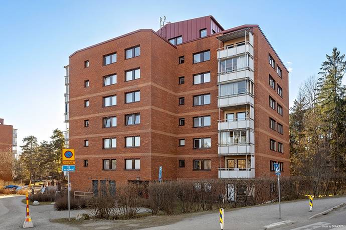 4 rum lägenhet på Solskensvägen 13 Tullinge, Botkyrka kommun - bild 1