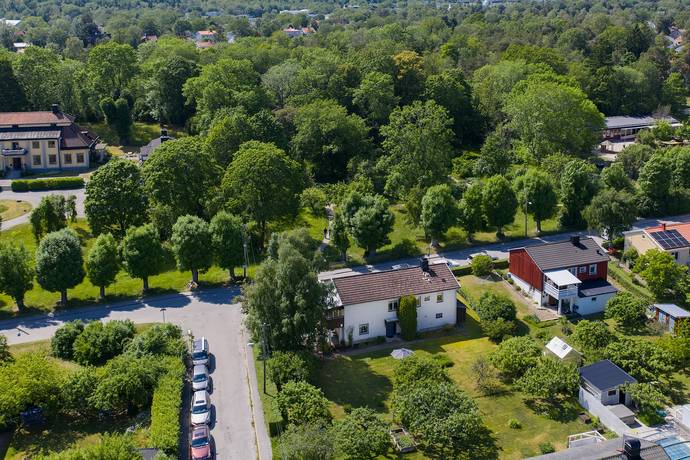 7 rum villa på Harvstigen 10 Långbro, Stockholms kommun - bild 2
