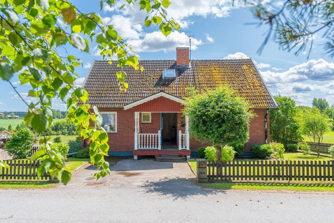 5 rum villa på Lindåsvägen 2 Ockelbo, Ockelbo kommun - bild 1