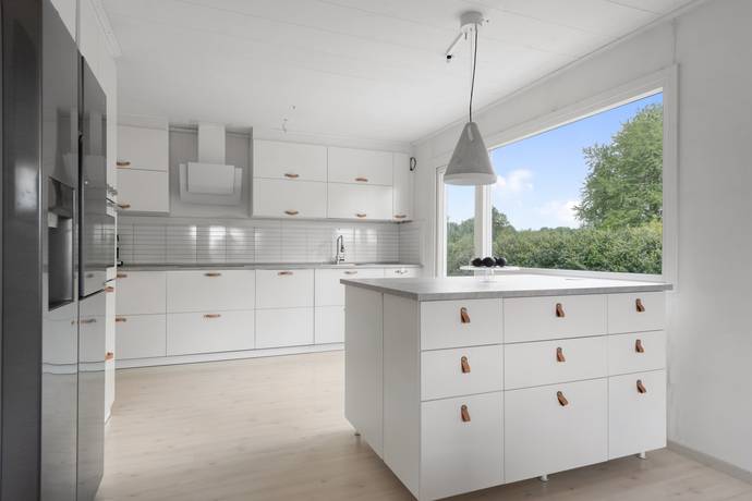 5 rum villa på Gullvivsstigen 2 Järna - Enegärdet, Södertälje kommun - bild 2