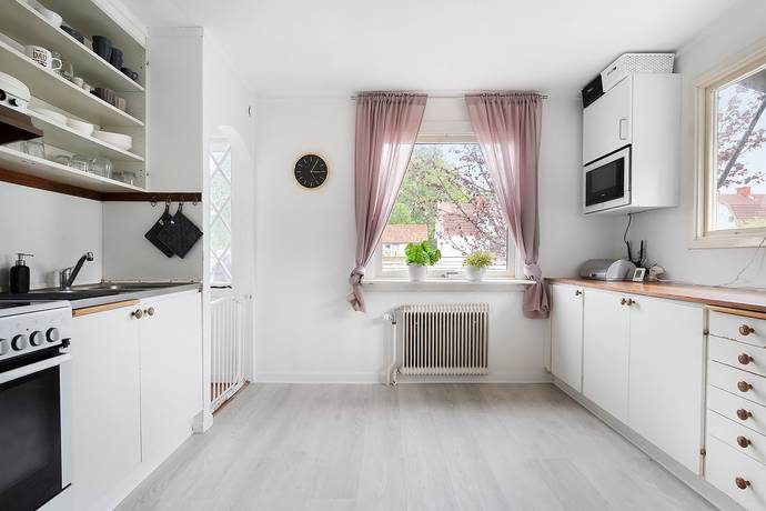 7 rum Villa på Övre Kammarbergsvägen 25 Kinna Marks kommun - bild 7