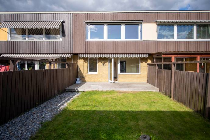4 rum Radhus på Stångjärnsgatan 143 Bäckby Västerås kommun - bild 17