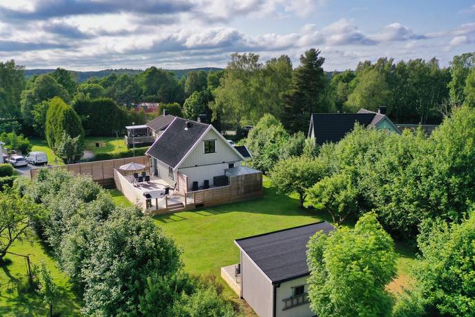 6 rum villa på Bredehall 11 Lerum Centralt, Lerums kommun - bild 1
