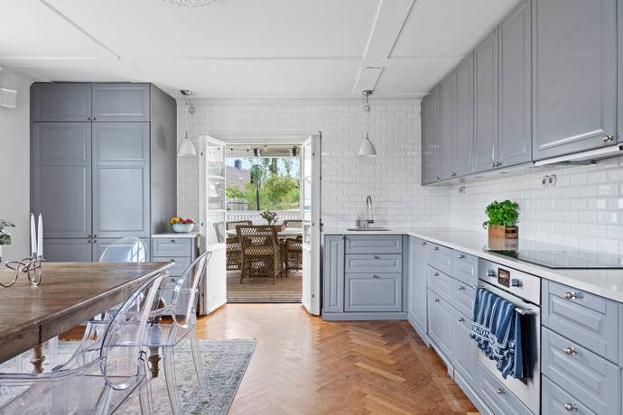 7 rum villa på Dalvägen 49B Ella Park, Täby kommun - bild 5