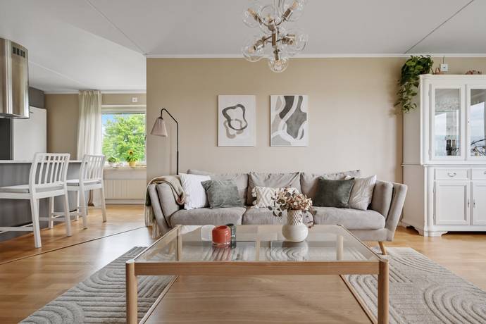 2 rum lägenhet på Susebogatan 4 Centralt, Upplands Väsby kommun - bild 3