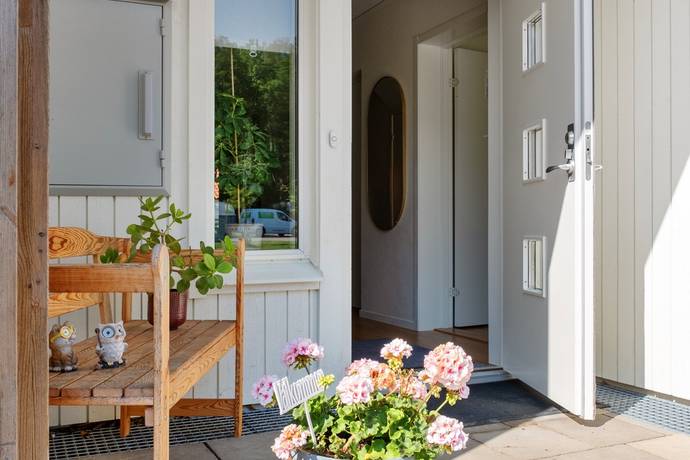 6 rum radhus på Gravensteinervägen 11 Hälltorp, Trollhättans kommun - bild 3