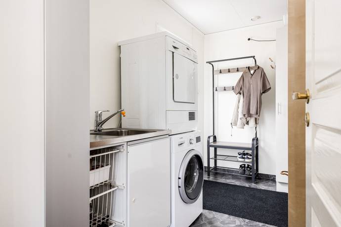 6 rum Villa på Diabasvägen 2 Bålsta Skörby Håbo kommun - bild 14