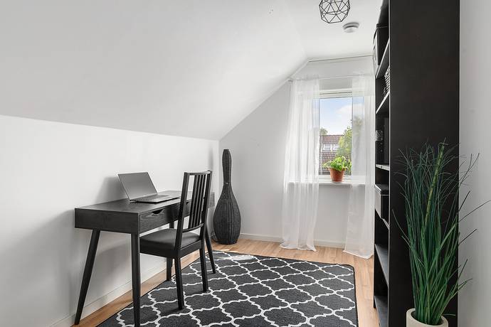 7 rum Villa på Ågränd 9 Hallstavik Norrtälje kommun - bild 23