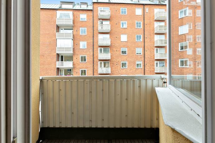 2 rum lägenhet på Landsvägsgatan 12 B Pantarholmen, Karlskrona kommun - bild 2