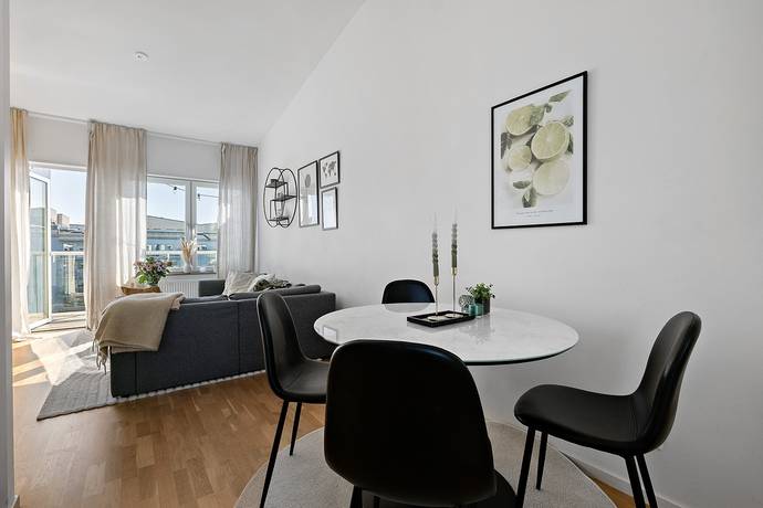 2 rum lägenhet på Karlslundsvägen 15, våning 5 av 5 Barkarbystaden, Järfälla kommun - bild 4