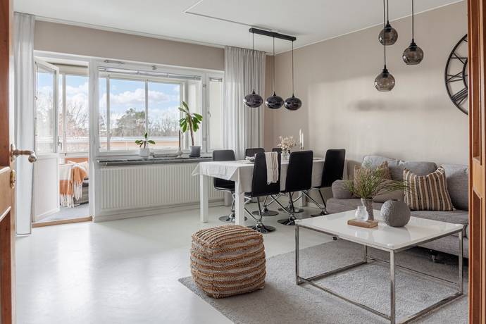 3 rum lägenhet på Solbergavägen 27 Isaksdal, Nyköpings kommun - bild 2
