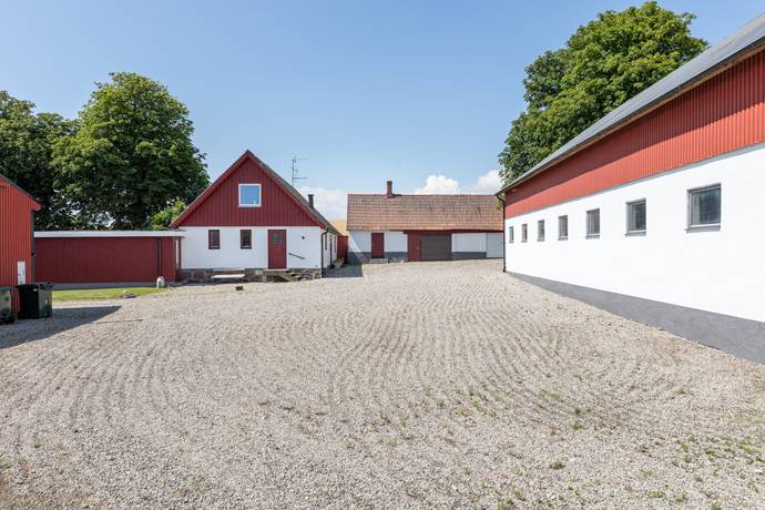 5 rum gård/skog på Norra Vallösavägen 16 Ystad, Ystads kommun - bild 2