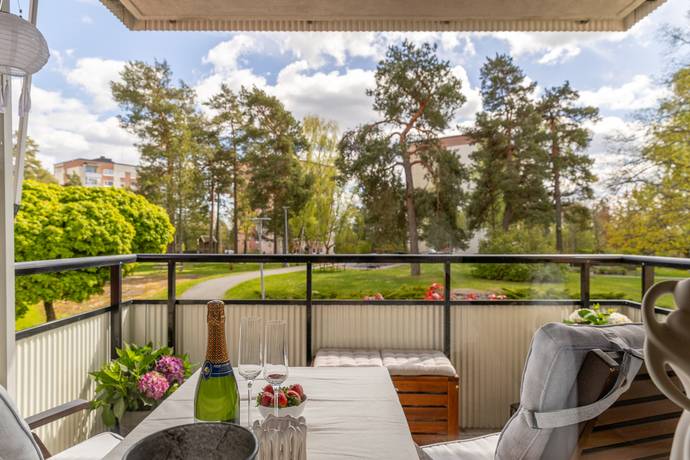 2 rum lägenhet på Flintlåsvägen 19 Edsberg, Sollentuna kommun - bild 1