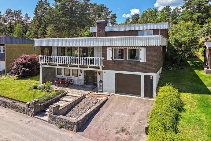 5 rum villa på Fryxellsgatan 67 Väster, Åmåls kommun - bild 1