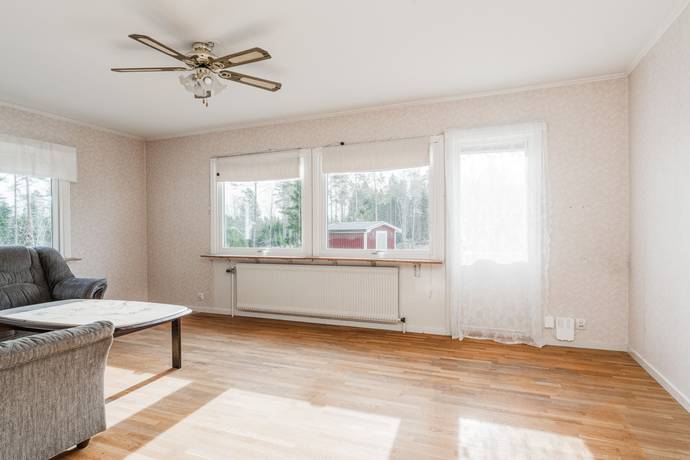 5 rum Villa på Skogsbogatan 8 Karlholm Tierps kommun - bild 7