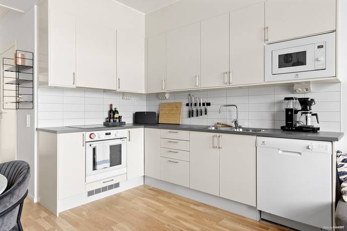 3 rum lägenhet på Hägerneholmsvägen 7b Hägerneholm, Arninge-Ullna, Täby, Täby kommun - bild 4