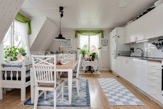 11 rum Villa på Klastorpsgatan 5A+B Kopparberg Ljusnarsbergs kommun - bild 55
