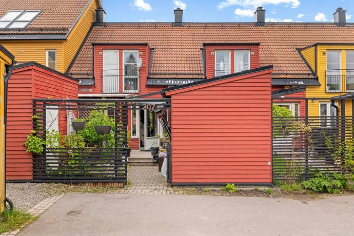 4 rum radhus på Katrinebergsvägen 207 Tullinge, Botkyrka kommun - bild 1