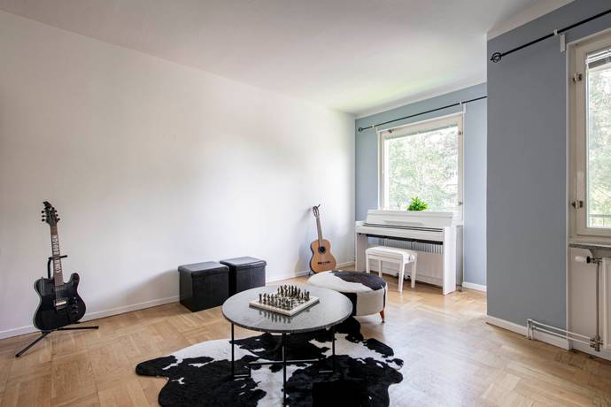 3 rum lägenhet på Narvavägen 51 Hammarby, Västerås kommun - bild 3